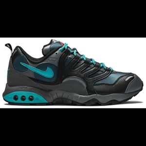 MENS NIKE AIR TERRA HUMARA GREY TEAL SIZE 12